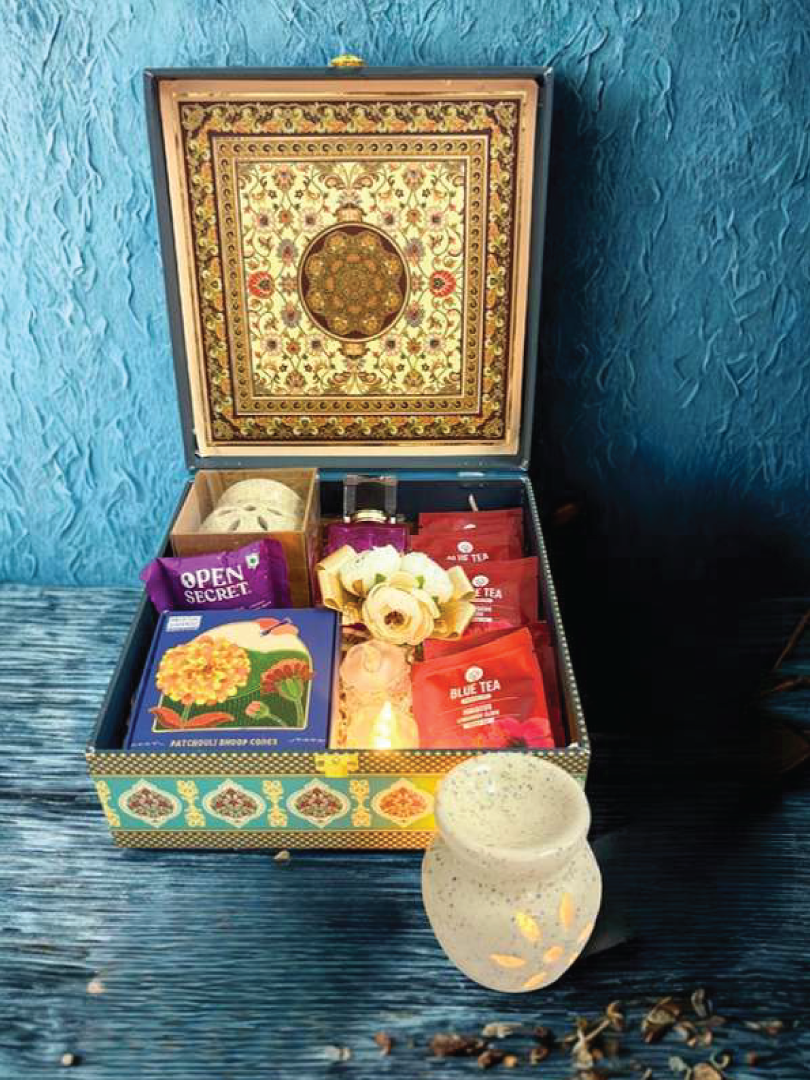 AROMA  ESSENCE BOX
